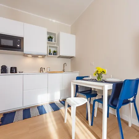 Just Urban - Romantic Navigli Apartment
