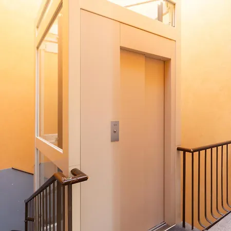 Just Urban - Romantic Navigli Apartment