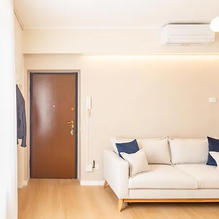 Just Urban - Romantic Navigli Apartment